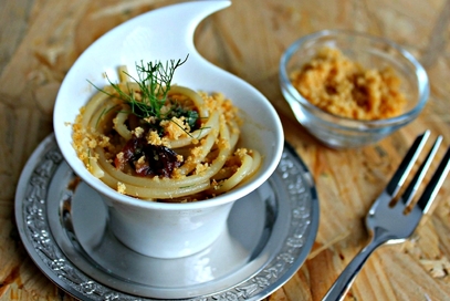 Spaghetti al profumo di alici e finocchietto