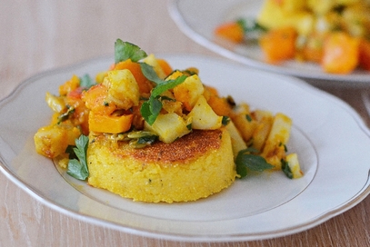 Tortini di polenta con zucca e rapa