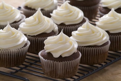 Muffin al cioccolato con crema