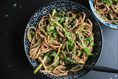 Spaghetti integrali alle cime di rapa