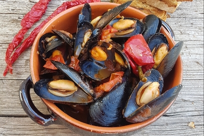 Pepata di cozze al pomodoro