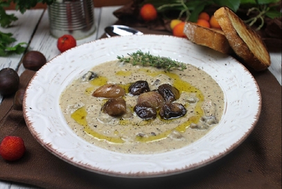 Zuppa di funghi e castagne