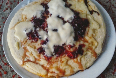 Focaccia in padella con cipolla caramellata