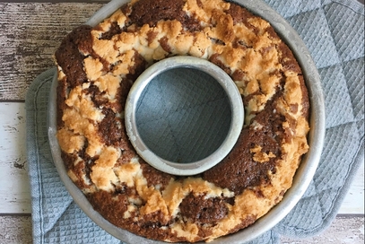 Ciambella vegana con cacao e cocco