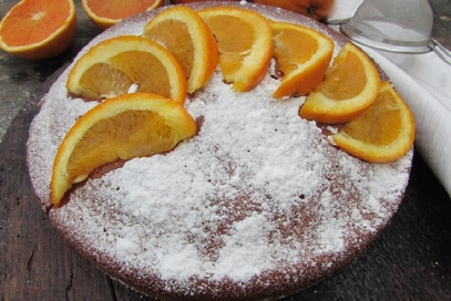 Torta di arance senza latte, burro e olio