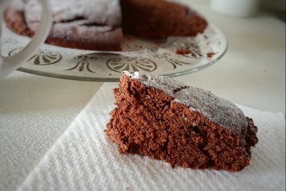 Torta all'acqua cioccolato e arance