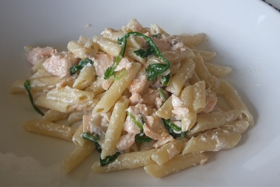 Penne salmone fresco, rucola e philadelphia