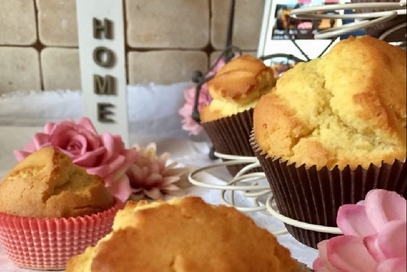Muffins con farina di riso al profumo d'arancia
