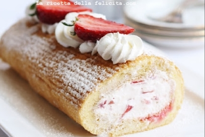 Rotolo alle fragole con crema alla ricotta