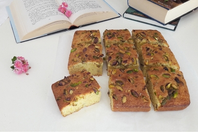 Blondies al cioccolato bianco e pistacchi