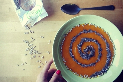 Gazpacho di carote con semini