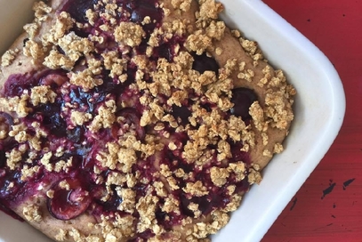 Crumble integrale di ciliegie, senza burro (light)