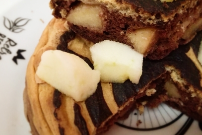 Pancake con mela e cacao