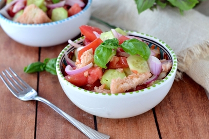 Panzanella toscana ricetta tradizionale