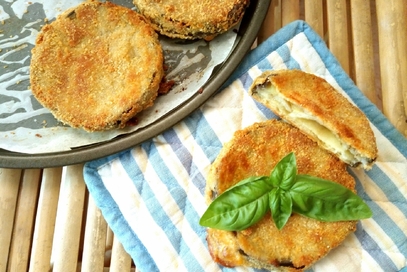 Cotolette di melanzane e mozzarella al forno