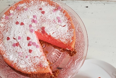 Pink velvet cheesecake