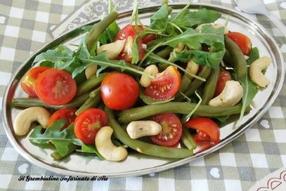 Insalata di fagiolini con anacardi