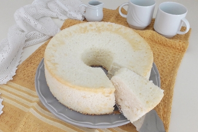 Angel food cake