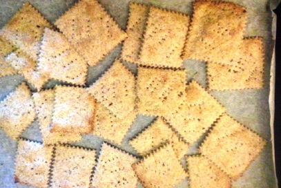 Crackers integrali con mix di semini