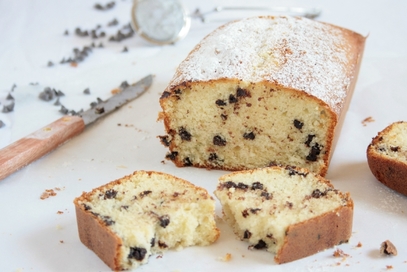 Plumcake alla panna con gocce di cioccolato