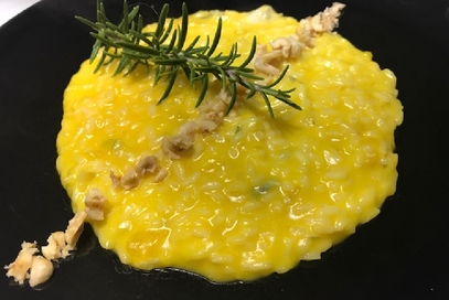 Risotto zucca zola e nocciole al rosmarino