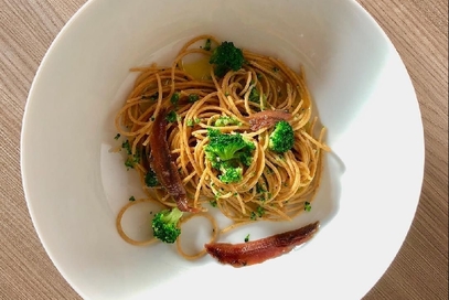 Spaghetti integrali ai broccoletti e alici