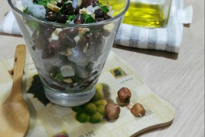 Insalata di fagioli rossi e cavolfiore viola