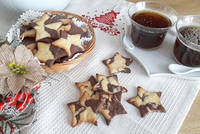 Biscotti marmorizzati di pasta frolla