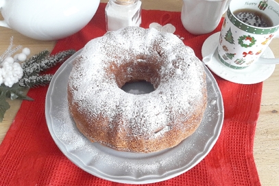 Ciambella uvetta e mandorle