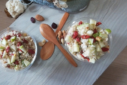 Cous cous di cavolfiore bianco e frutta secca