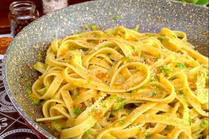 Fettuccine con ragù di verdure