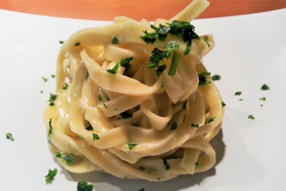 Tagliolini limone, tuma persa e colatura di alici