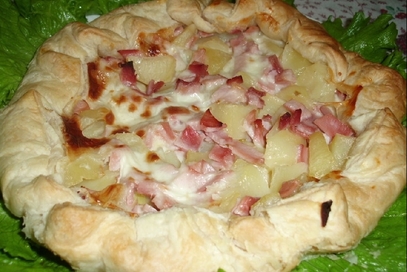 Torta salata con patate e stracchino