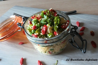 Cous cous di mais con asparagi e bacche di goji