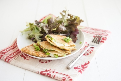 Crespelle con asparagi e formaggio