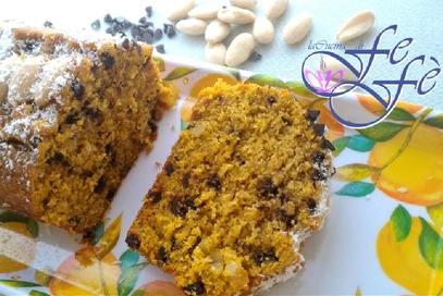 Plumcake di zucca, mandorle e cioccolato