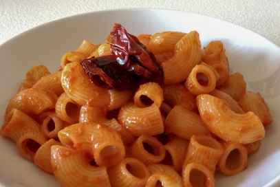 Pasta al pesto di pomodori secchi