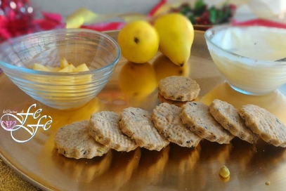 Biscotti salati al grana padano e semi misti