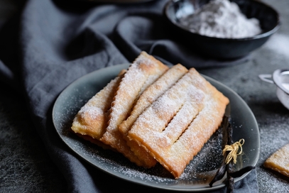 Chiacchiere di carnevale al forno